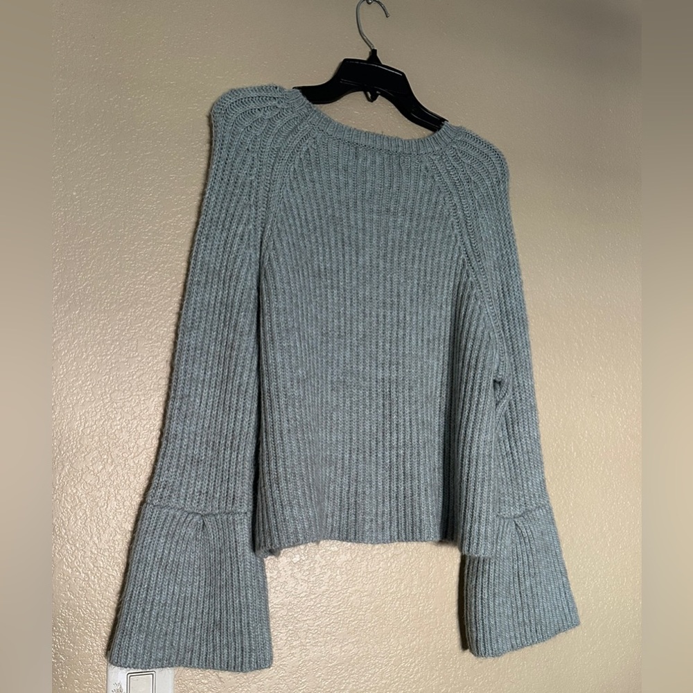 ANTROPOLOGIE JOHN-JENN MARLEE FLARE BELL SLEEVE SWEATER - Picture 5 of 7